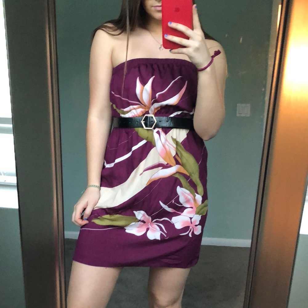 Strapless flowy dress